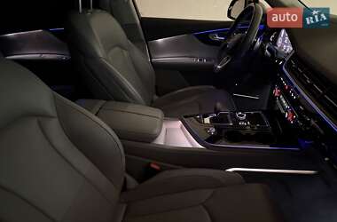 Позашляховик / Кросовер Audi Q7 2016 в Львові