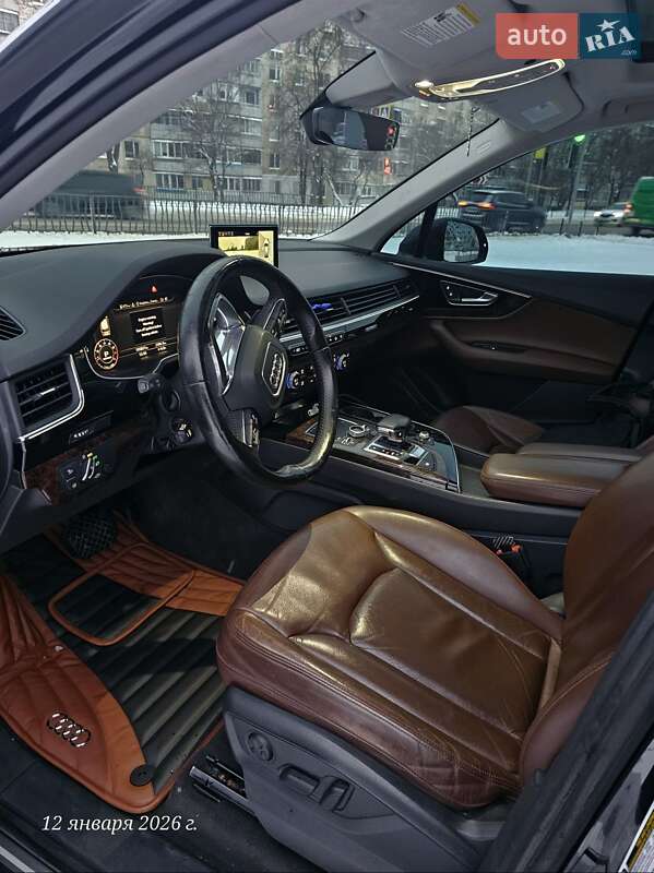 Внедорожник / Кроссовер Audi Q7 2017 в Харькове