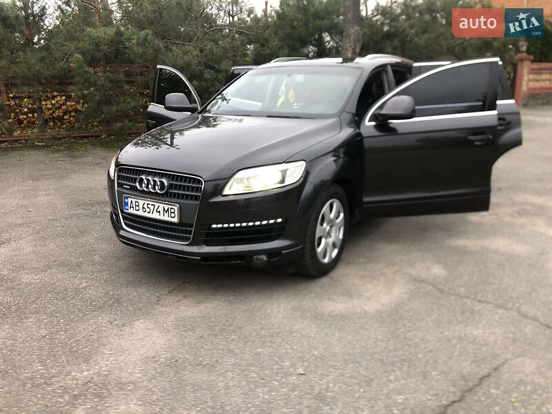 Внедорожник / Кроссовер Audi Q7 2006 в Виннице