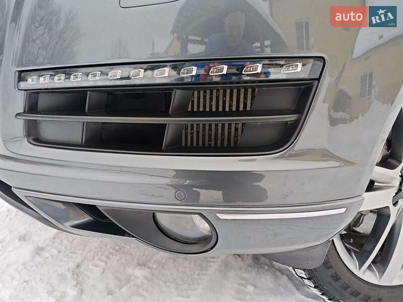 Внедорожник / Кроссовер Audi Q7 2013 в Бродах