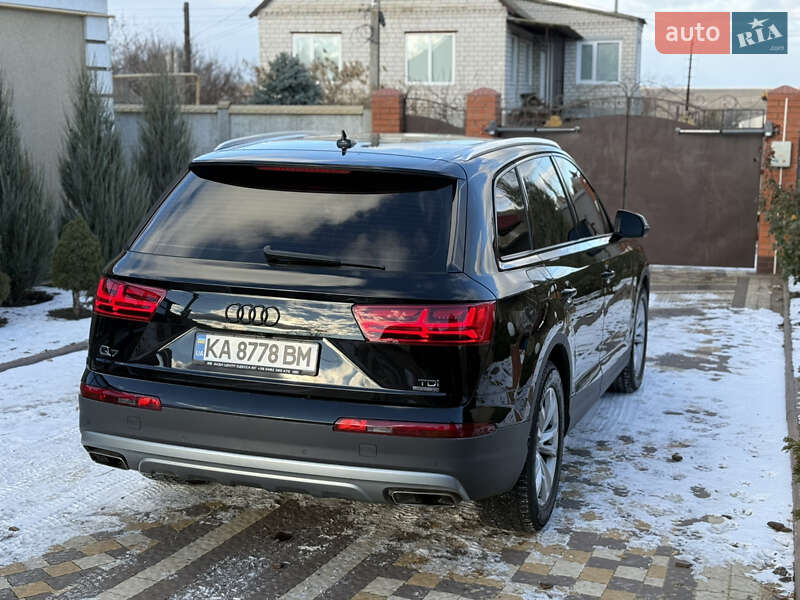 Внедорожник / Кроссовер Audi Q7 2016 в Николаеве