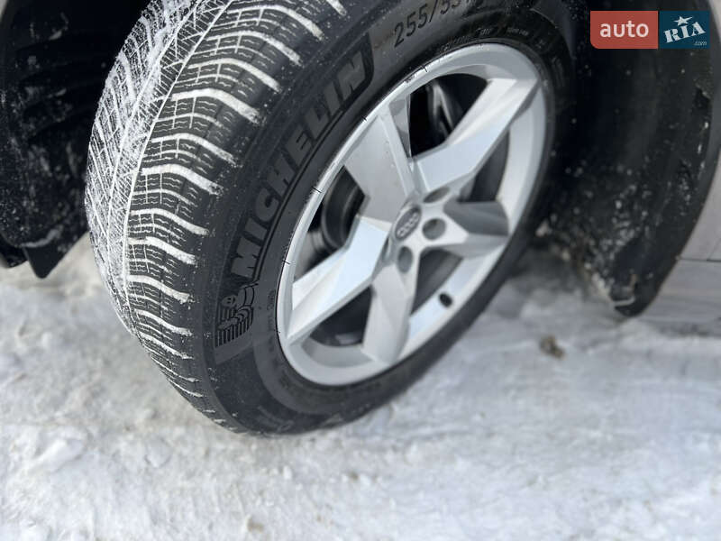 Внедорожник / Кроссовер Audi Q7 2015 в Хмельницком