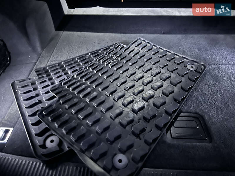 Внедорожник / Кроссовер Audi Q7 2015 в Хмельницком