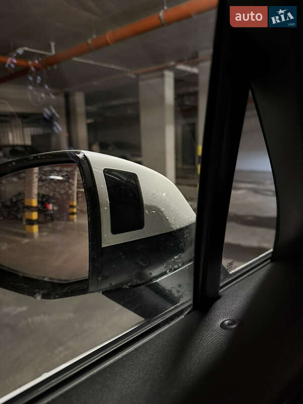 Внедорожник / Кроссовер Audi Q7 2017 в Костополе