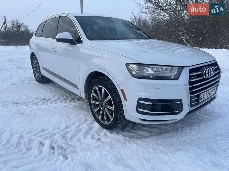 Внедорожник / Кроссовер Audi Q7 2017 в Чернигове