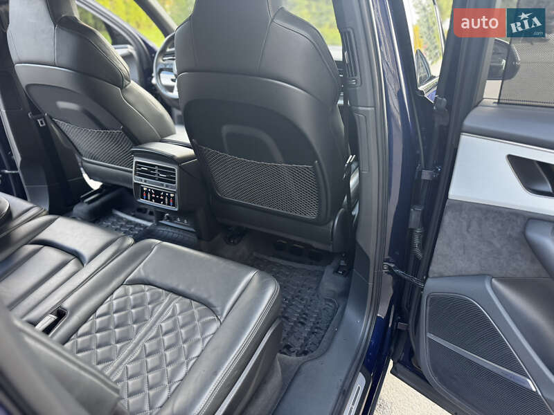 Внедорожник / Кроссовер Audi Q7 2021 в Тернополе