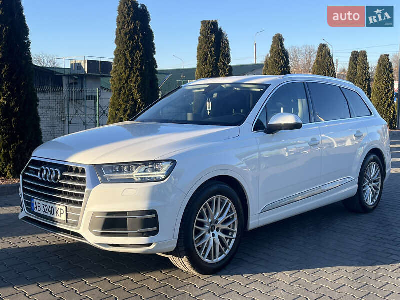 Внедорожник / Кроссовер Audi Q7 2016 в Виннице