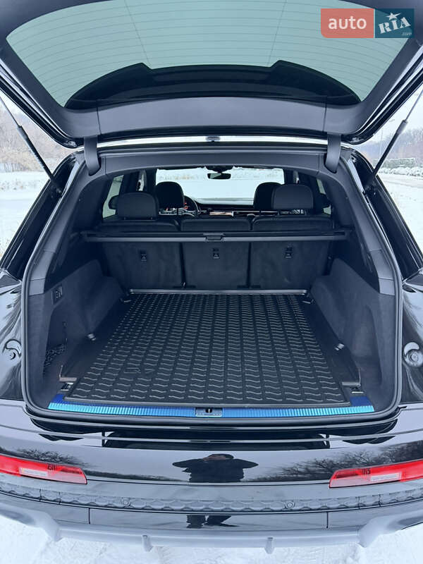 Внедорожник / Кроссовер Audi Q7 2024 в Днепре фото 38 Внедорожник / Кроссовер Audi Q7 2024 в Днепре