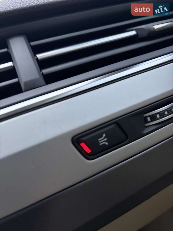 Внедорожник / Кроссовер Audi Q7 2016 в Киеве