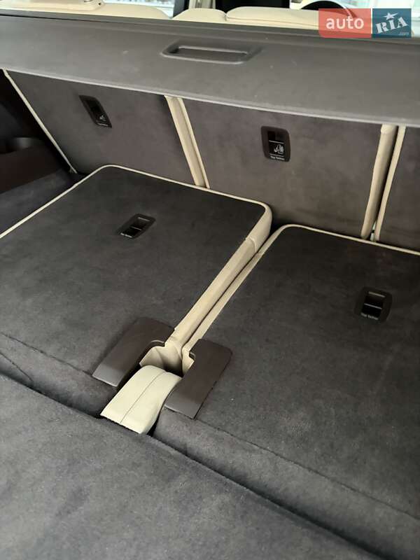 Внедорожник / Кроссовер Audi Q7 2016 в Киеве