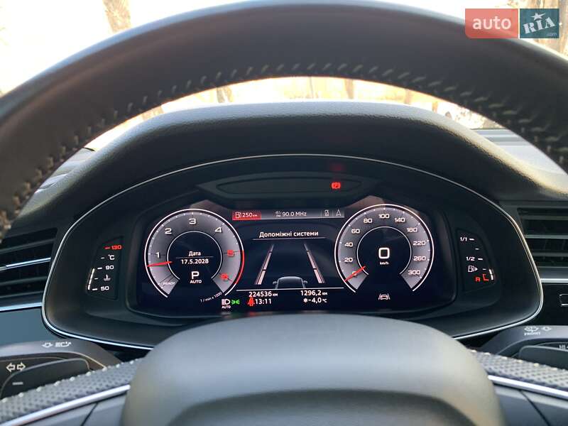 Внедорожник / Кроссовер Audi Q7 2020 в Кривом Роге