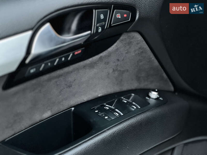 Внедорожник / Кроссовер Audi Q7 2011 в Николаеве