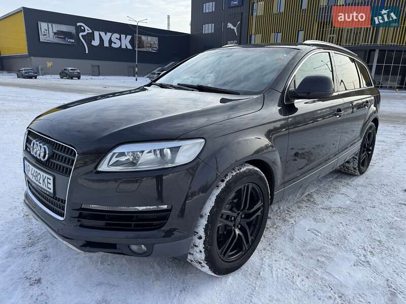 Позашляховик / Кросовер Audi Q7 2008 в Києві