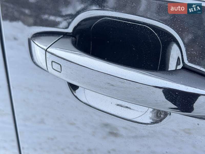 Внедорожник / Кроссовер Audi Q7 2017 в Нетешине