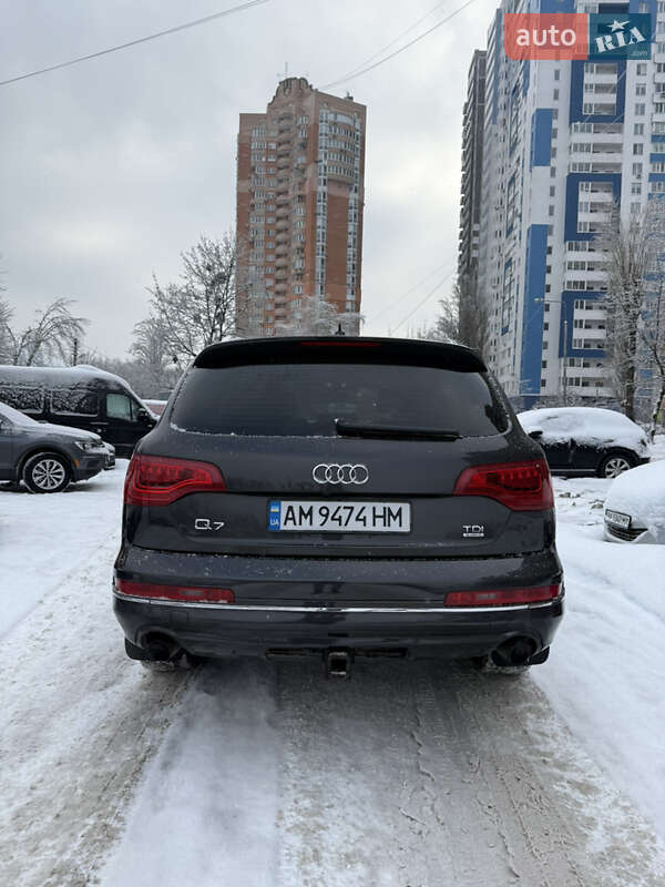 Внедорожник / Кроссовер Audi Q7 2012 в Киеве