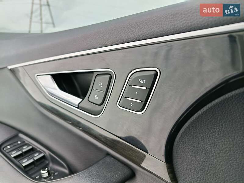 Внедорожник / Кроссовер Audi Q7 2017 в Луцке