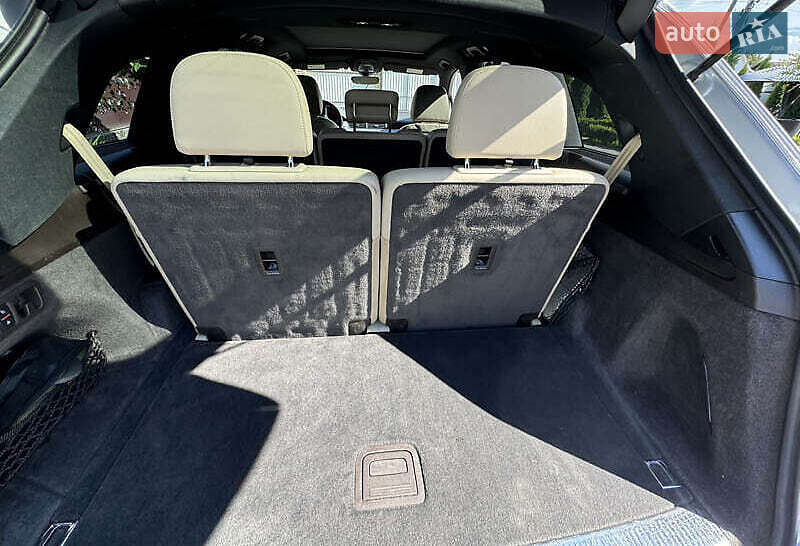 Внедорожник / Кроссовер Audi Q7 2017 в Киеве