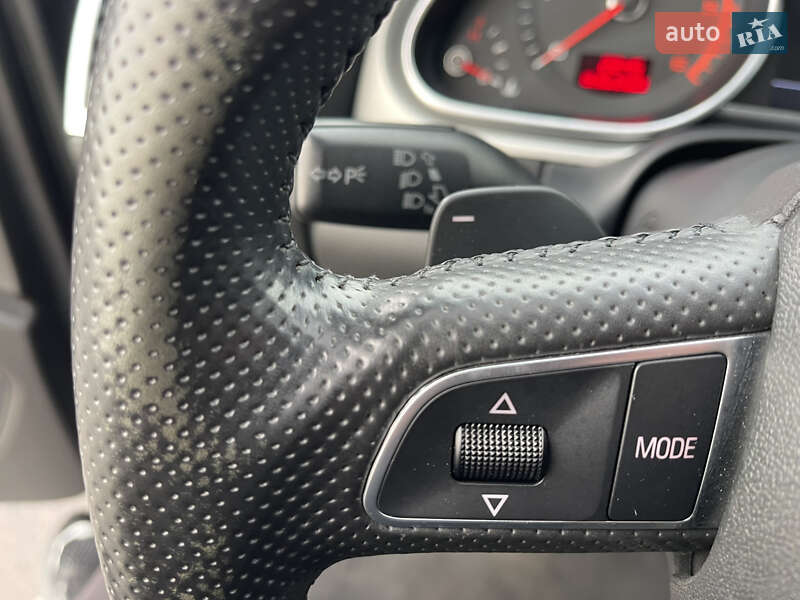 Внедорожник / Кроссовер Audi Q7 2010 в Ровно