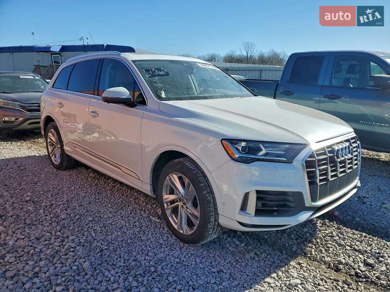 Внедорожник / Кроссовер Audi Q7 2020 в Киеве