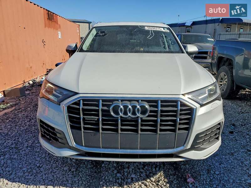 Внедорожник / Кроссовер Audi Q7 2020 в Киеве