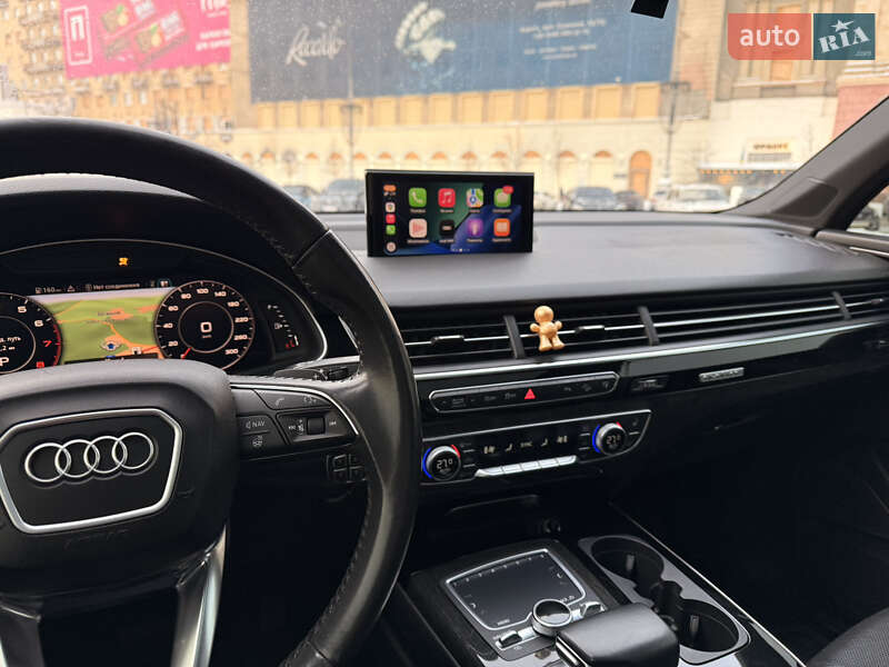Внедорожник / Кроссовер Audi Q7 2017 в Харькове