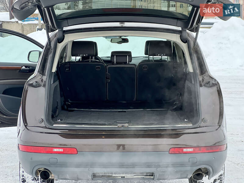 Внедорожник / Кроссовер Audi Q7 2010 в Ровно