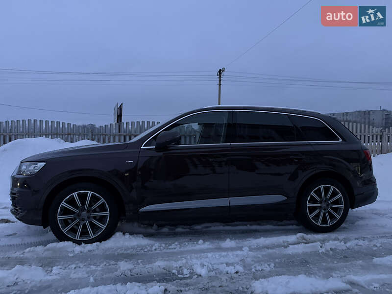 Внедорожник / Кроссовер Audi Q7 2016 в Львове