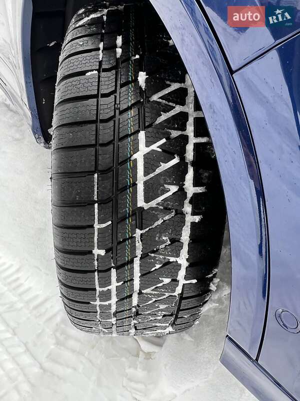 Внедорожник / Кроссовер Audi Q7 2022 в Новояворовске