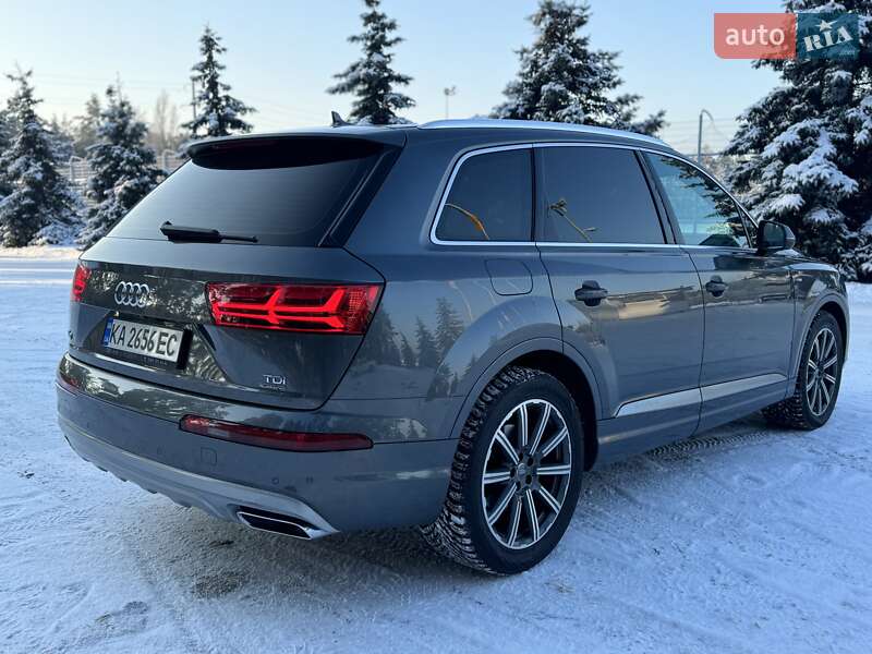 Внедорожник / Кроссовер Audi Q7 2018 в Киеве