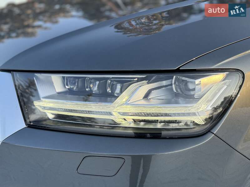Внедорожник / Кроссовер Audi Q7 2018 в Киеве