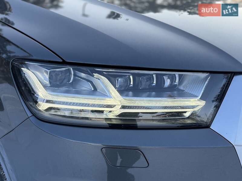 Внедорожник / Кроссовер Audi Q7 2018 в Киеве