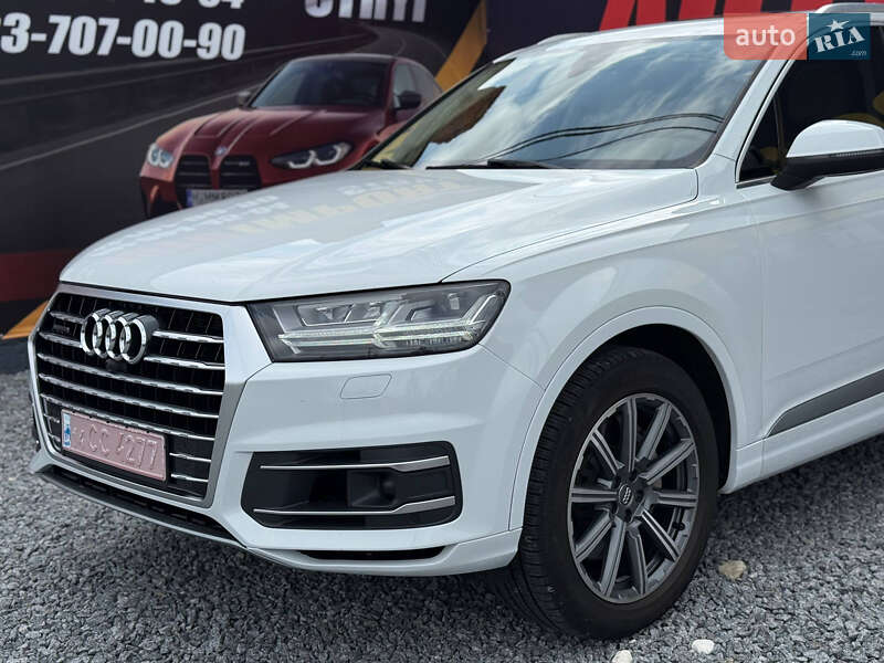Внедорожник / Кроссовер Audi Q7 2018 в Стрые