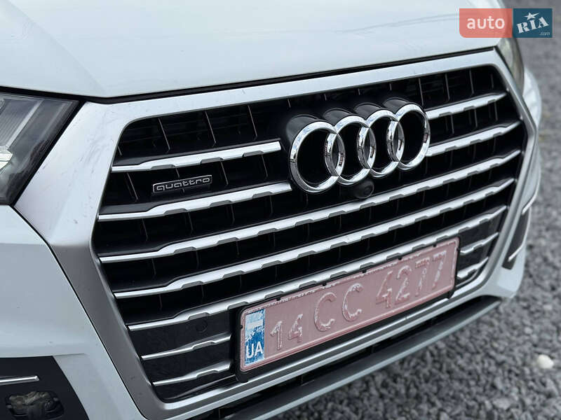 Внедорожник / Кроссовер Audi Q7 2018 в Стрые