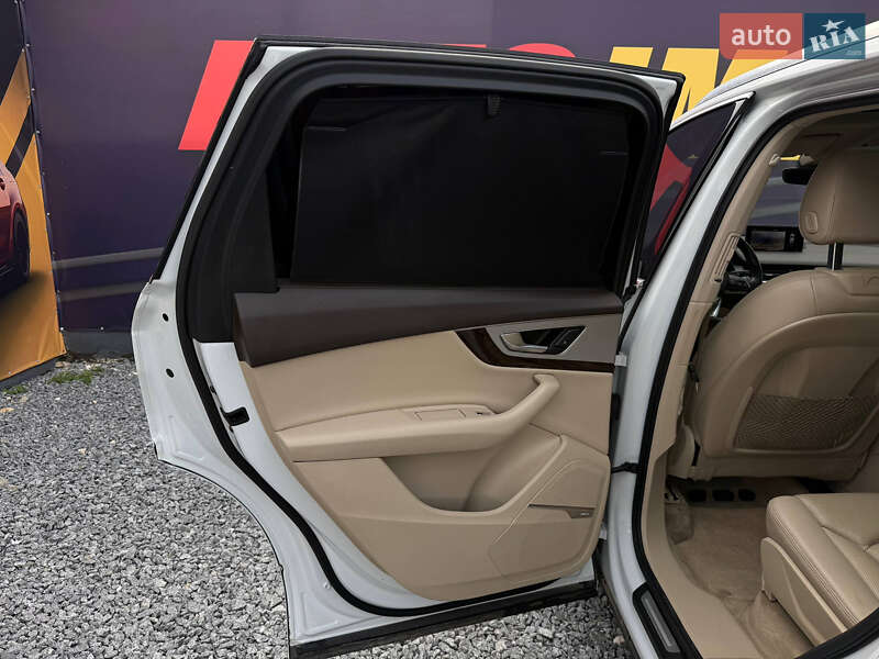 Внедорожник / Кроссовер Audi Q7 2018 в Стрые