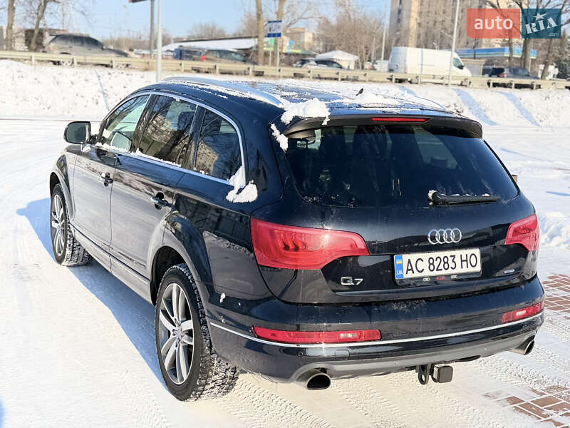 Внедорожник / Кроссовер Audi Q7 2012 в Полтаве