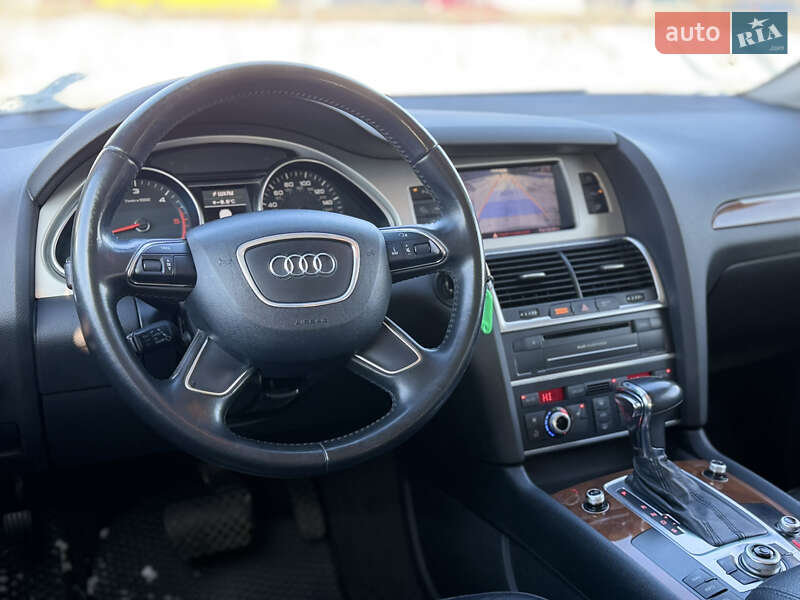Внедорожник / Кроссовер Audi Q7 2012 в Полтаве