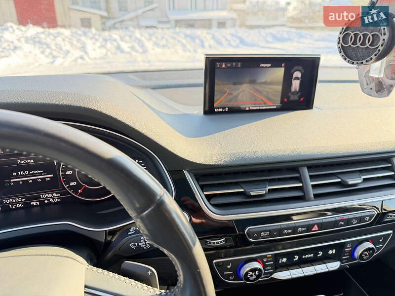 Внедорожник / Кроссовер Audi Q7 2016 в Радивилове