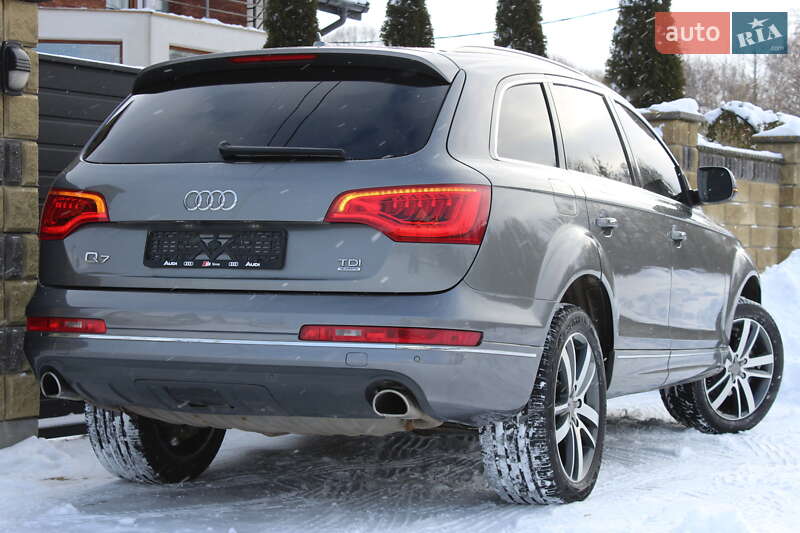 Внедорожник / Кроссовер Audi Q7 2015 в Ровно