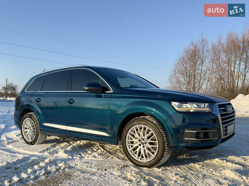 2018 Audi Q7, VIN WA1LAAF71JD046204:plate — фото 1 (autoria)