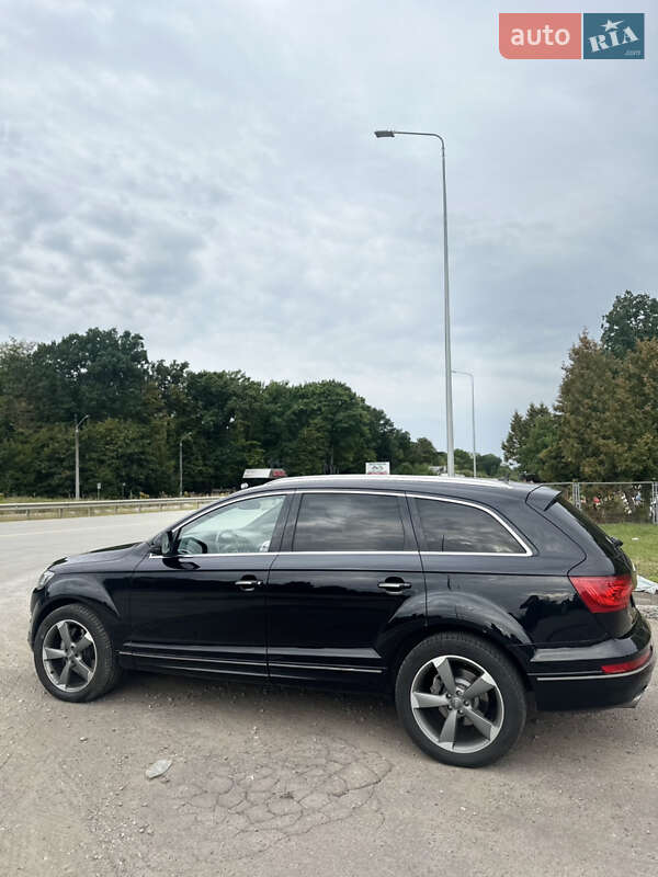 Внедорожник / Кроссовер Audi Q7 2010 в Черняхове