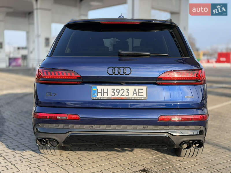 Внедорожник / Кроссовер Audi Q7 2022 в Одессе