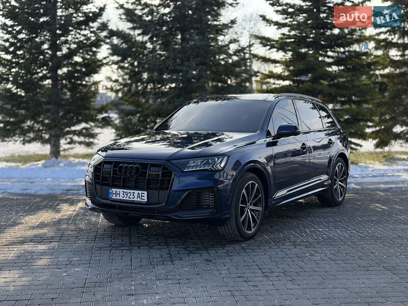 Внедорожник / Кроссовер Audi Q7 2022 в Одессе