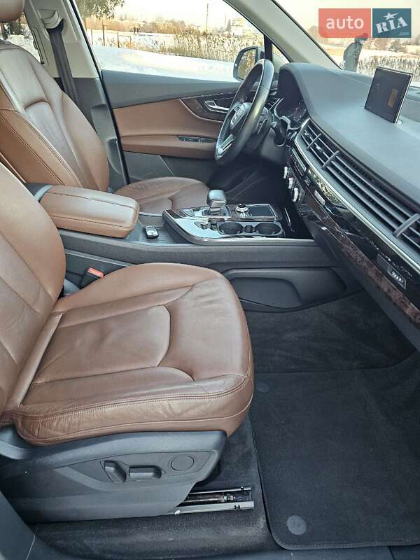 Внедорожник / Кроссовер Audi Q7 2016 в Ковеле
