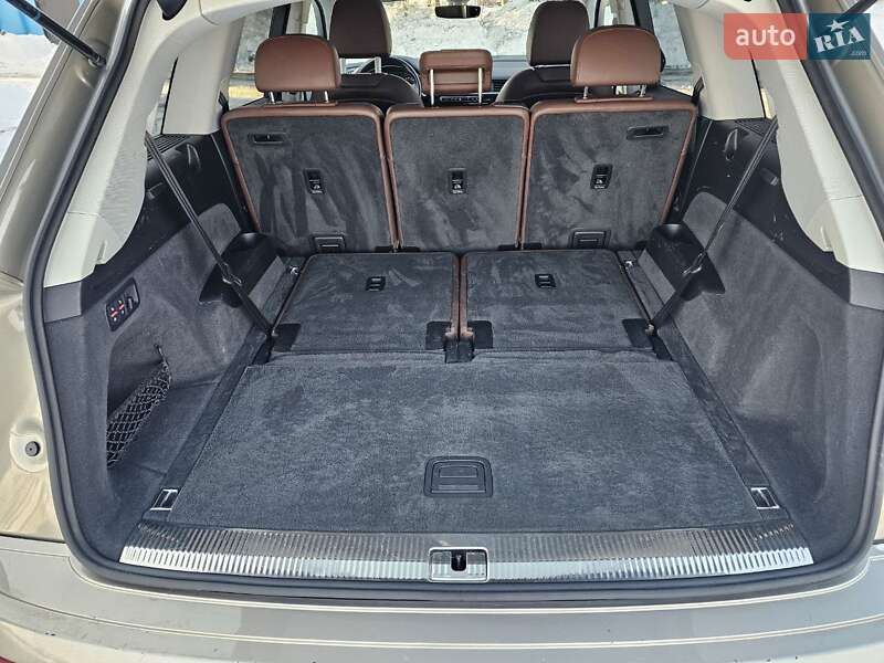 Внедорожник / Кроссовер Audi Q7 2016 в Ковеле