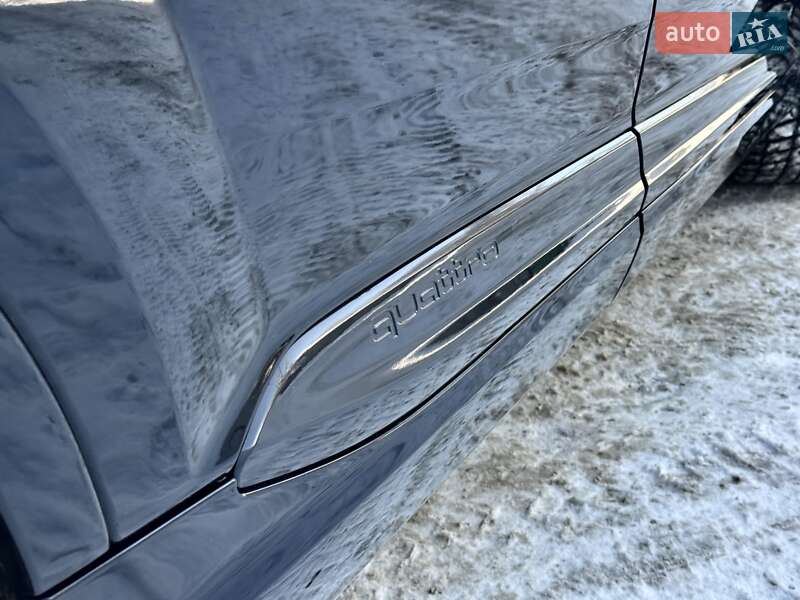 Внедорожник / Кроссовер Audi Q7 2017 в Киеве