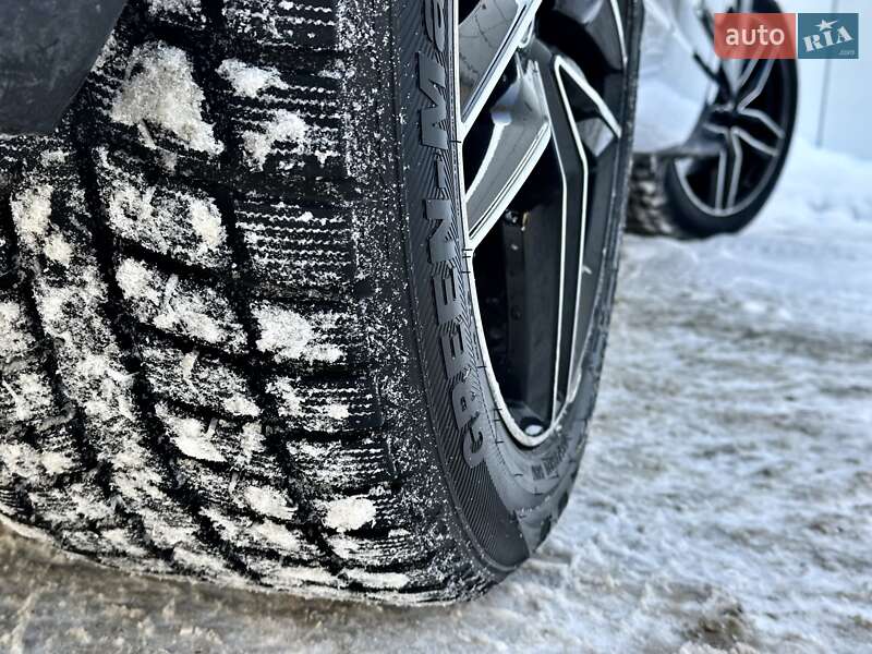 Внедорожник / Кроссовер Audi Q7 2017 в Киеве