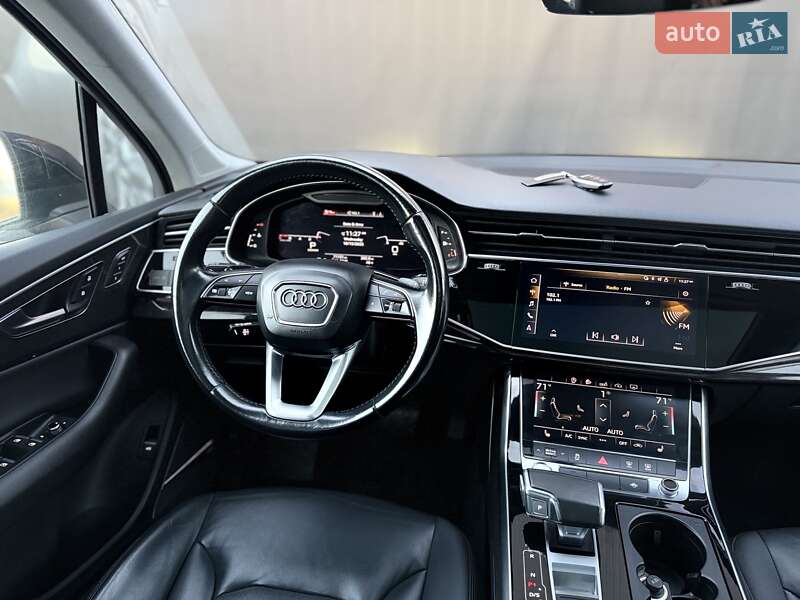Внедорожник / Кроссовер Audi Q7 2020 в Львове