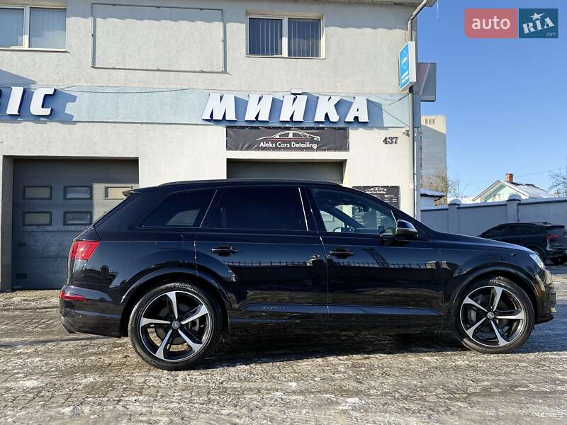 Позашляховик / Кросовер Audi Q7 2018 в Дрогобичі