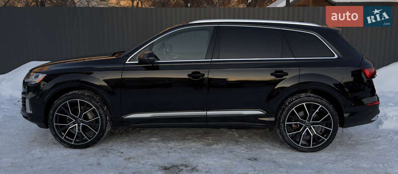 Позашляховик / Кросовер Audi Q7 2019 в Івано-Франківську