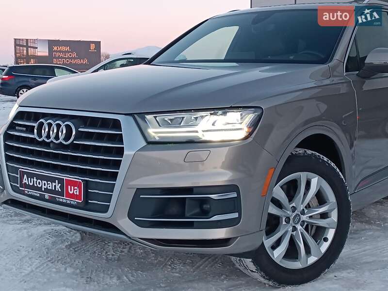 Внедорожник / Кроссовер Audi Q7 2017 в Львове